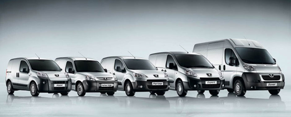 Reduceţi  cheltuielile și uzura prematură a flotei identificând șoferii care conduc agresiv... 